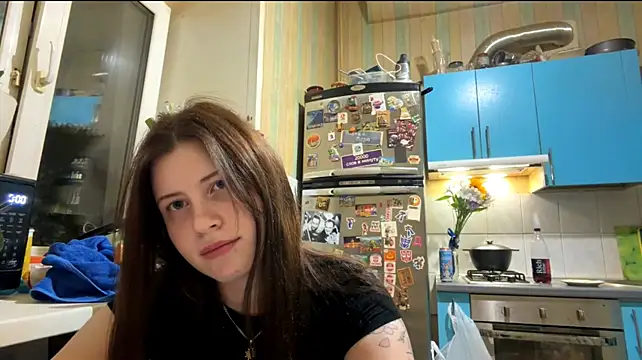 Mellamixsic live cam on StripChat