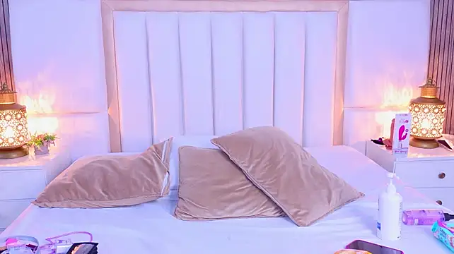 LaylaaDoll webcam