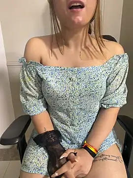 tasty_lushdesire (F young) - Suck dildo+ boobs press