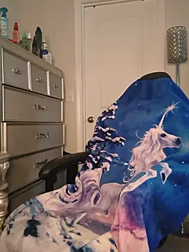 butterflybootyy (F young) - Sloppy bj naked