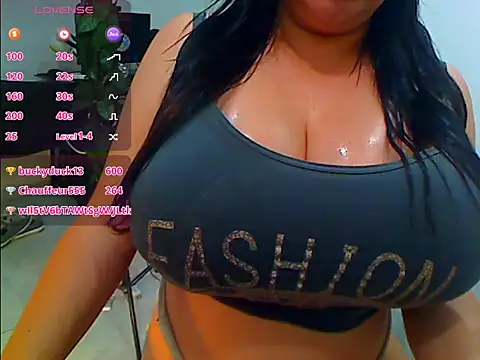 SexyLindaBig