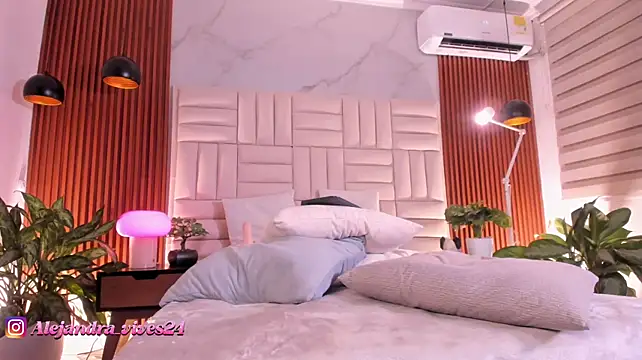 Miniatura kamery na żywo Alejandra_Vives z #girls i #hd
