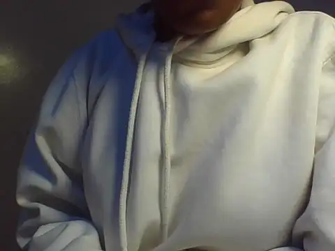 juicyqueenn8 live cam on StripChat