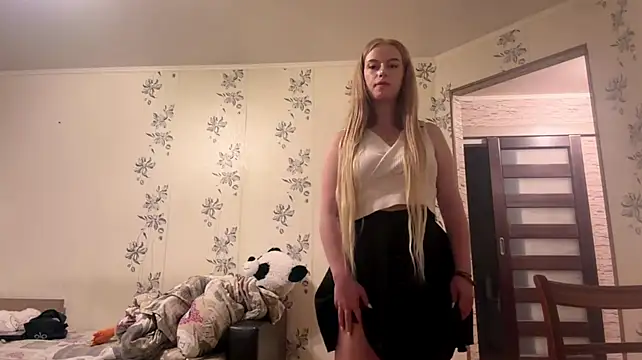 CyndyBustard live cam on StripChat