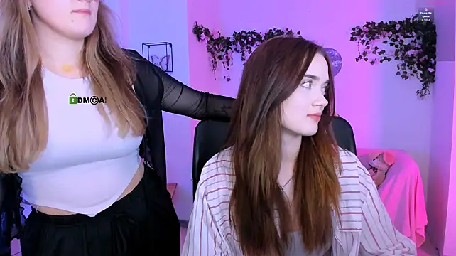 liana_kisses