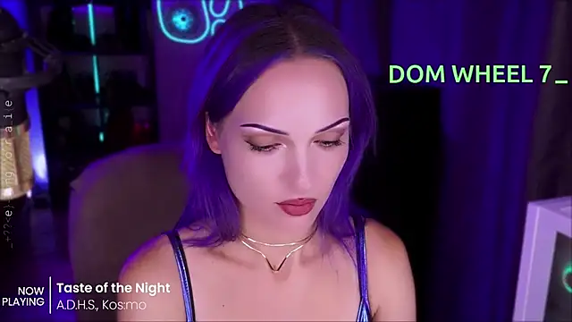ml_milana live cam on StripChat