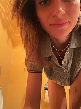 -AngelAri- webcam