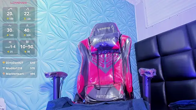 Milk_max_18 live cam preview