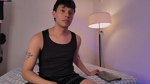 itsAlex_