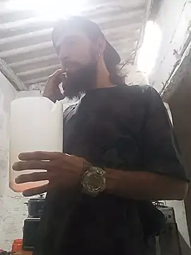 Hairy_mannn2 webcam