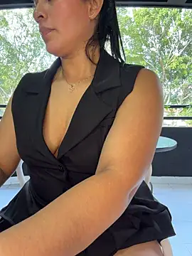 sofia_convers (F milf) - pleasure makes me drip💦💦