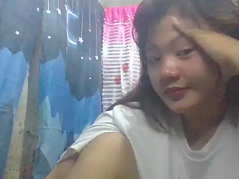 Miniatura de la webcam en directo de pretty_wild21 con #girls