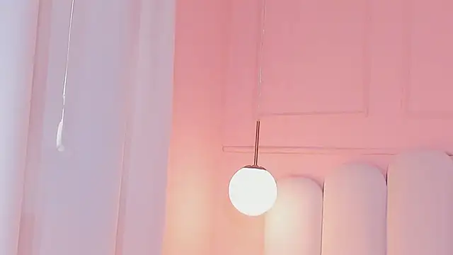 sarah_salis_