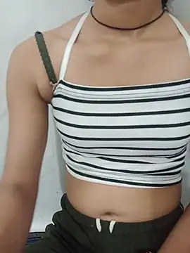 Hot_Riya_999