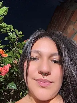 emily gomezz