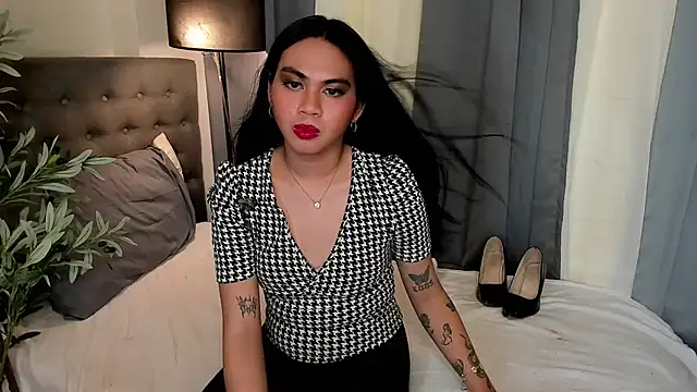 asianhugecockjulia