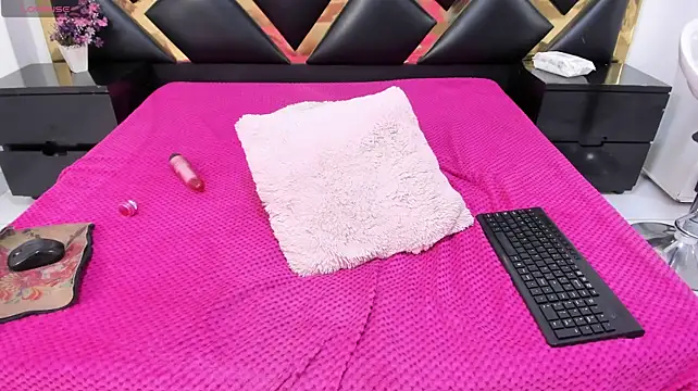 AprilyCrystal2