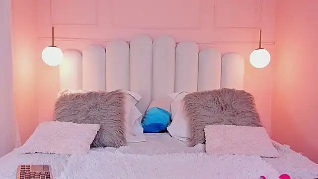 sarah_salis_