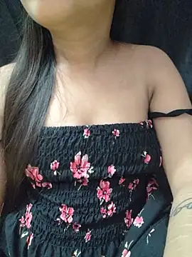 Roshni_98 webcam