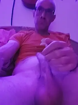 cjrrvjmooorewSghEtyGjky live cam on StripChat