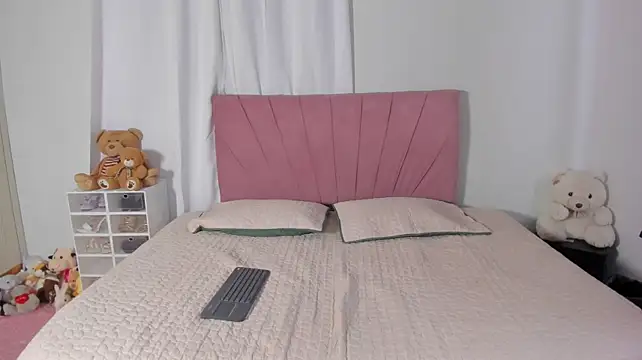 cinthiacollins's live room