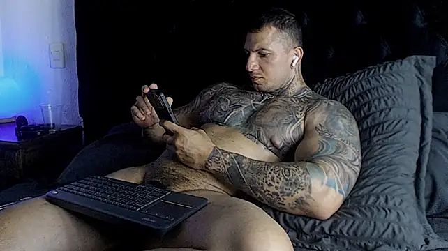 Shane_Clay webcam