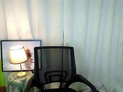 TsCyra_foxxx