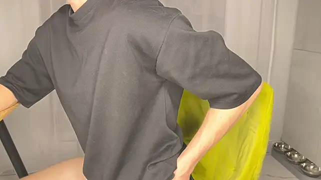 alyx_garden (M young) - cum