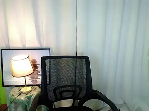 TsCyra_foxxx