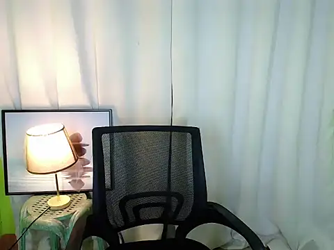 TsCyra_foxxx