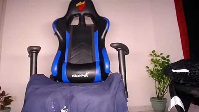 MAXJONES_2