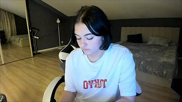 Venera_Mon live sex cam