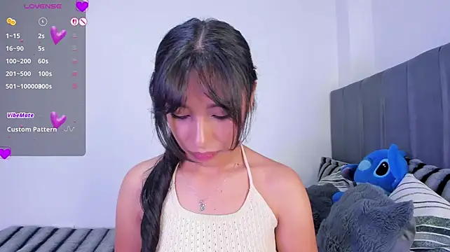 lillielover16 live cam on StripChat