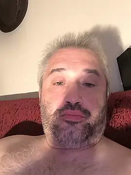 StredniNovosadak-Olomouc live cam on StripChat