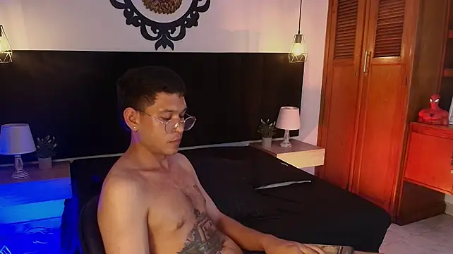 justin_royers (M young) - naked