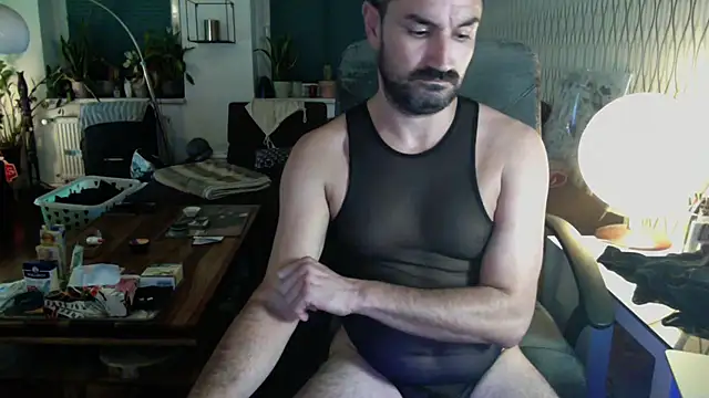 tomz0819