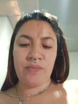 samm_curvy