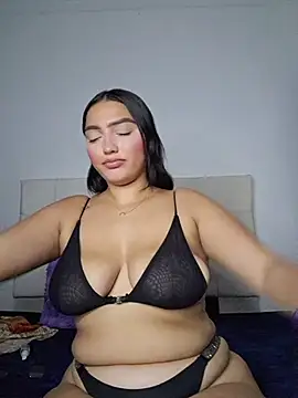 Mia_em webcam