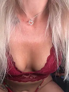 Nicki_Sun webcam
