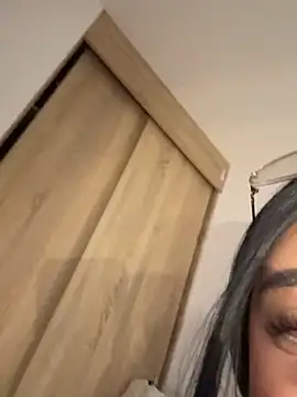 Kitty_Bliss live sex cam