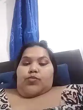 magda_curvy2324