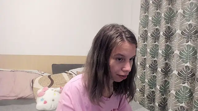 Emma_Tiny69