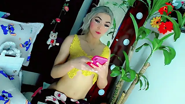 NathalialLooes live cam on StripChat