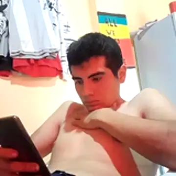 Ortiz3404 live cam on StripChat