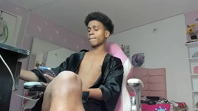 Santy_bigcock_01