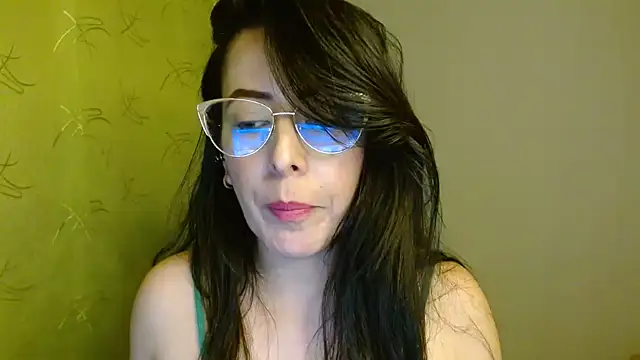 ella_peck