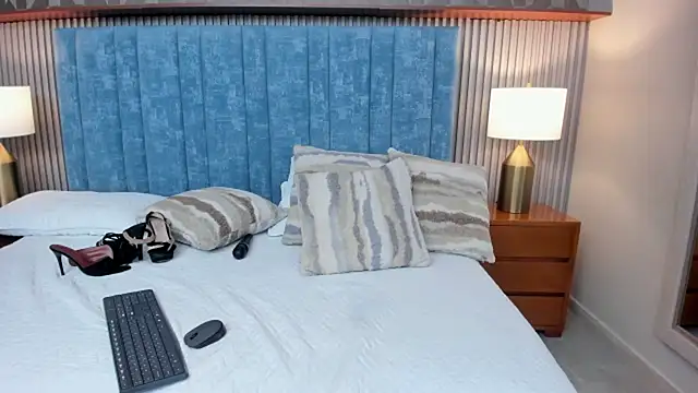 Ivi_Akina