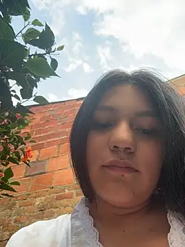 Emily_Gomezz webcam