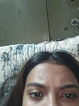 0_bella_0