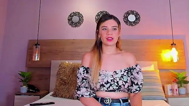 Amber_Pricee